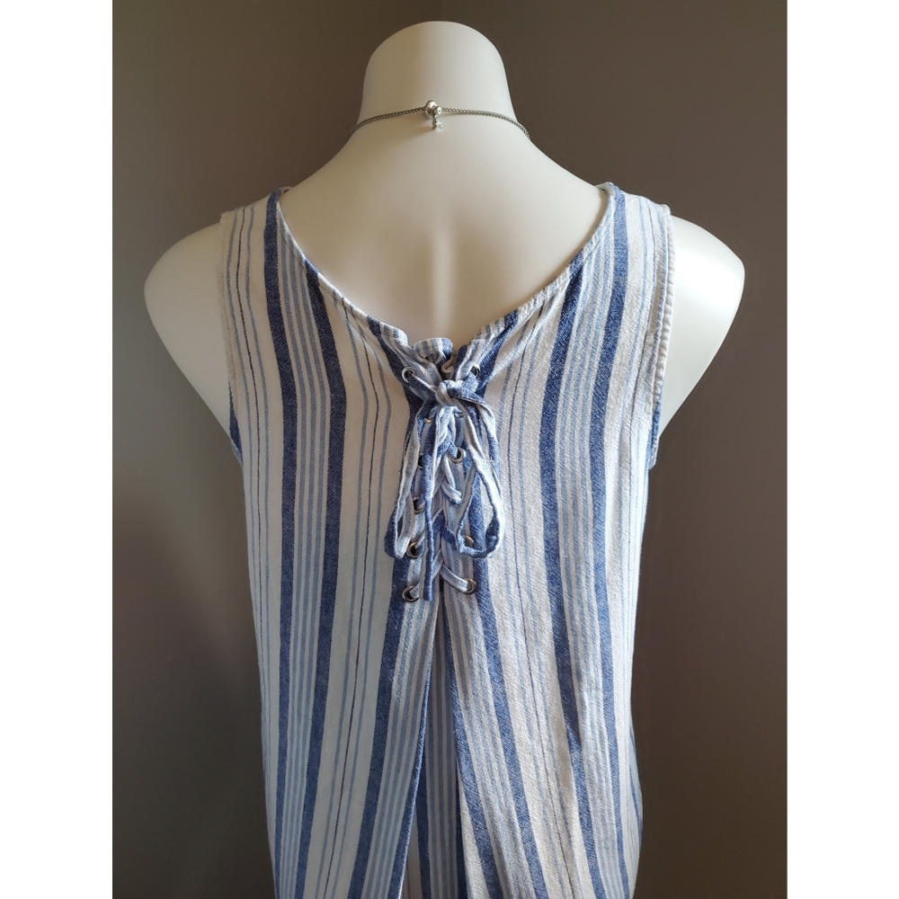 Linen Tie-back Top - Picture 4 of 4